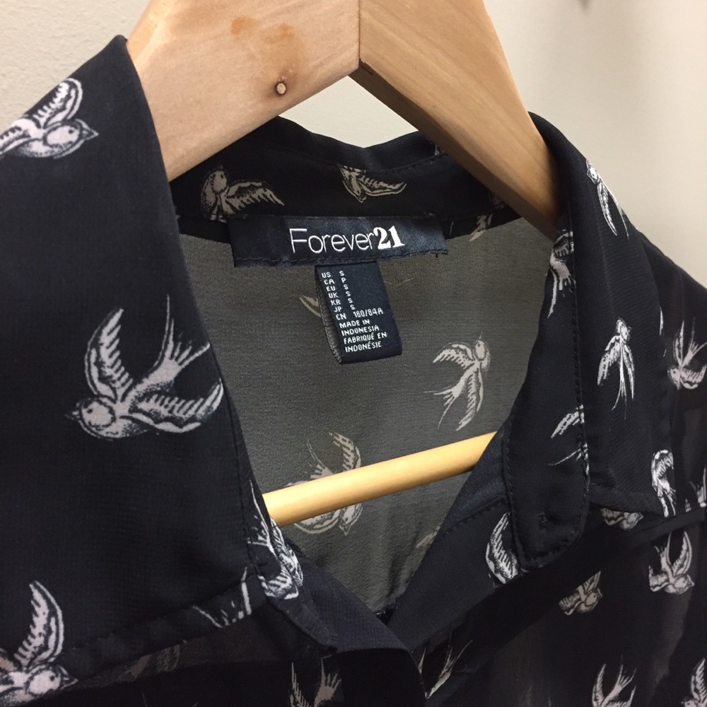 Forever 21 - Dove Print Top